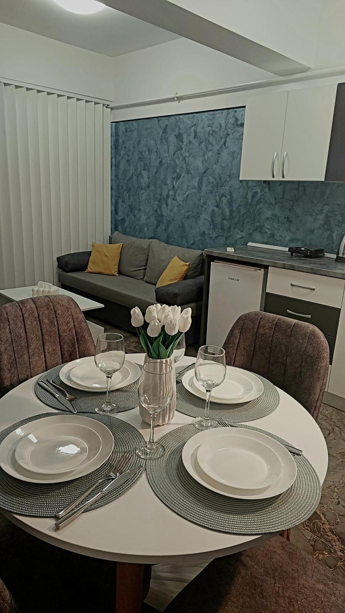 Anelisse Apartments 艾福雷诺德 外观 照片